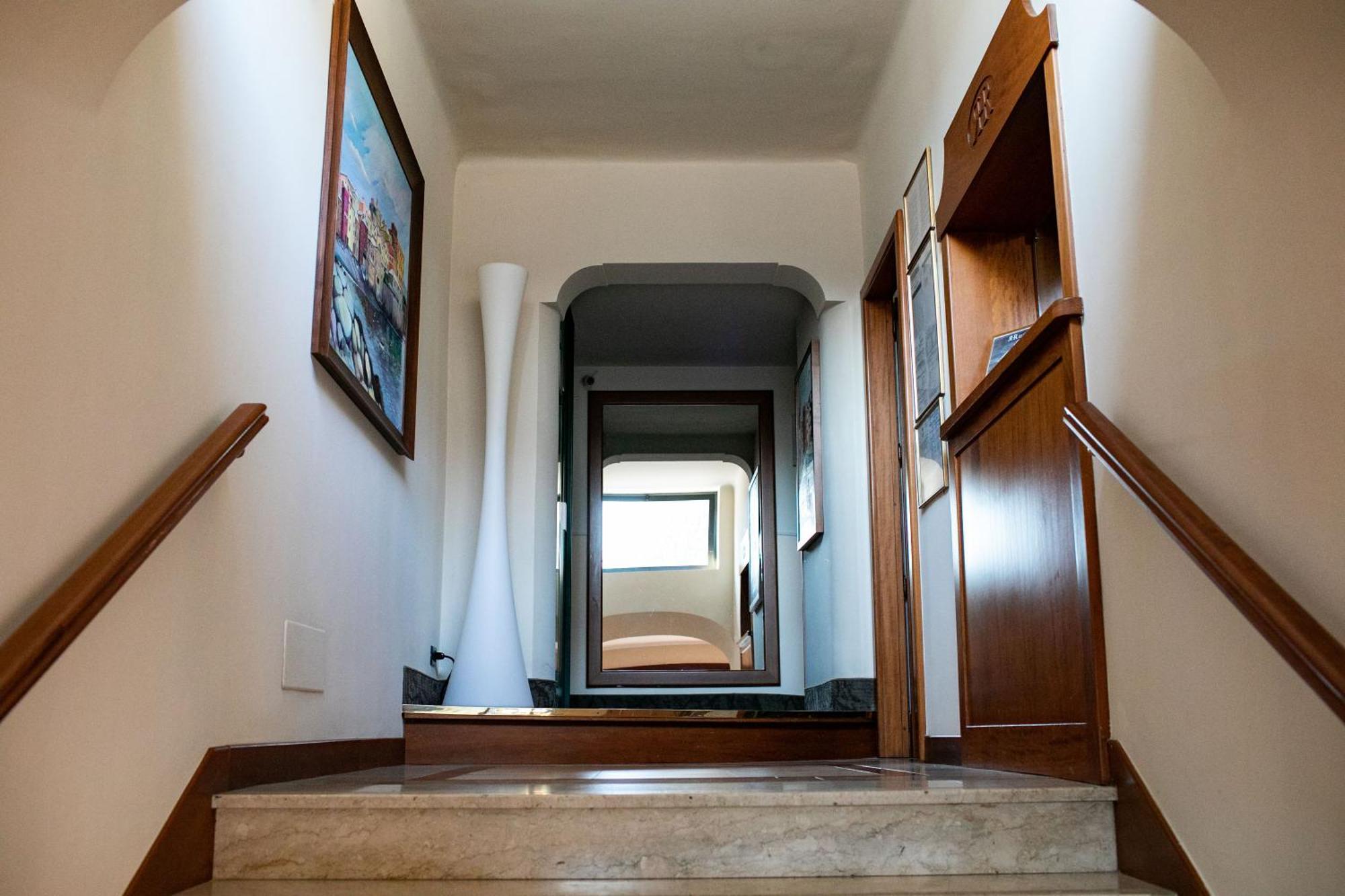 Rex Hotel Residence Genoa Exterior photo